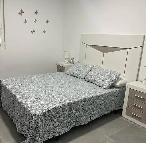 Apartmán Confortable Adosado En *
